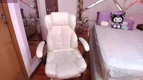 Snapshot of _natashaa19 chatting on 10-23-25, 06:50 Natasha Rodriguez independent model online show from 10-23-25, 06:50