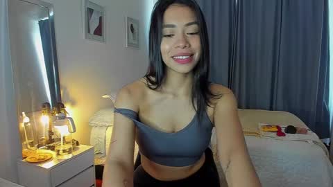independent model natha online show from 12-13-24, 09:20