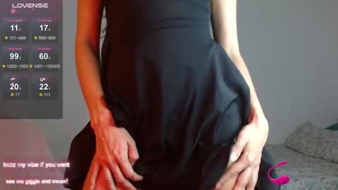 Snapshot of _nayade_ chatting on 03-05-26, 12:50 _nayade_ online show from 03-05-26, 12:50