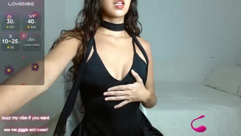 Snapshot of _nayade_ chatting on 03-24-26, 12:04 _nayade_ online show from 03-24-26, 12:04