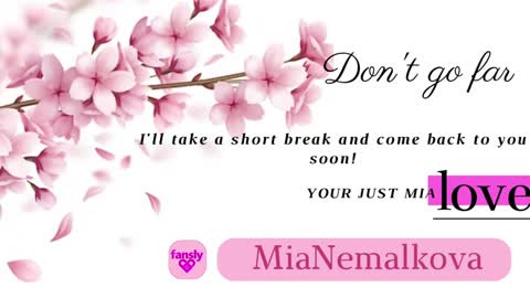 Mia with a big heart  online show from 12-27-24, 05:20