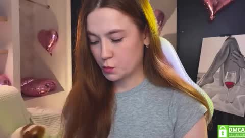 Snapshot of _nemalkovamia chatting on 03-19-26, 11:14 Mia with a big heart online show from 03-19-26, 11:14