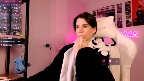 Nika online show from 02-20-26, 04:18