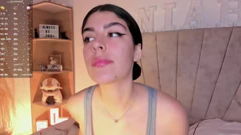 Snapshot of _niah_ chatting on 02-07-25, 08:20 Niah You can call me Ni or cutie haha online show from 02-07-25, 08:20