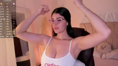 Snapshot of _niah_ chatting on 03-07-25, 09:27 Niah You can call me Ni or cutie haha online show from 03-07-25, 09:27