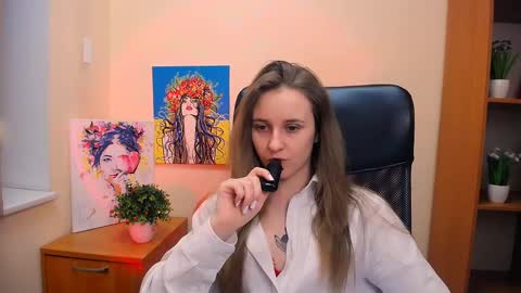 Nica online show from 02-17-25, 12:48