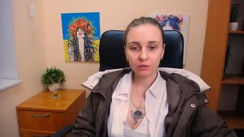 Nica online show from 03-04-25, 01:49