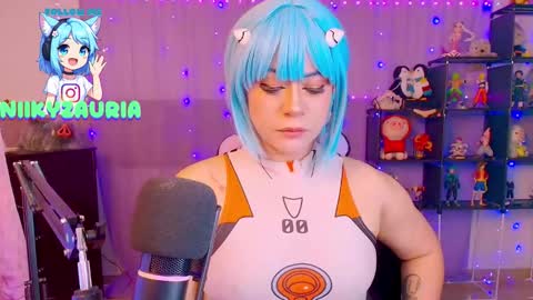 niiky online show from 11-11-25, 10:26