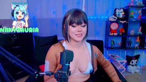 niiky online show from 11-18-25, 10:52