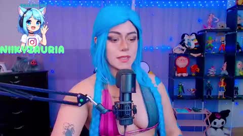 niiky online show from 11-20-25, 10:59