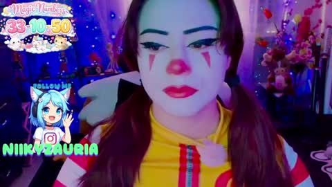 niiky online show from 05-05-26, 04:04