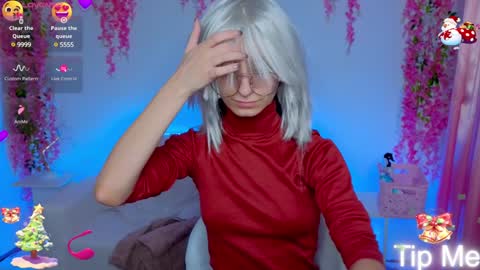 Nika online show from 12-28-24, 05:46