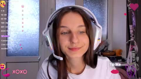 Nika online show from 09-15-25, 03:23