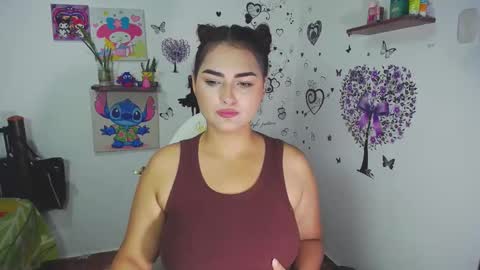 Snapshot of _ninahot chatting on 10-20-25, 02:06 Nina online show from 10-20-25, 02:06