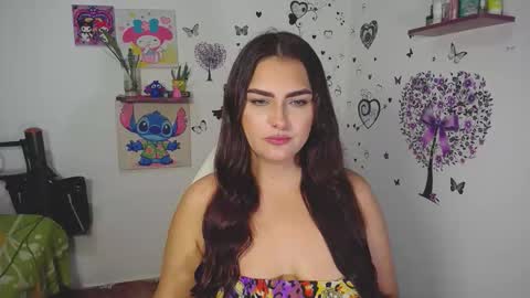 Snapshot of _ninahot chatting on 11-02-25, 05:21 Nina online show from 11-02-25, 05:21