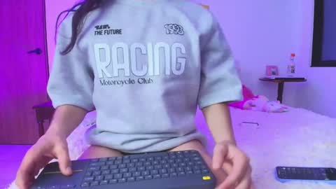 Noa Smith online show from 11-23-25, 05:51