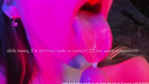 Snapshot of _noahjones chatting on 12-21-24, 11:44 _noahjones online show from 12-21-24, 11:44