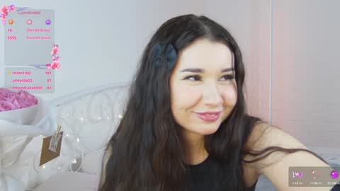 Vivian online show from 12-22-24, 05:32