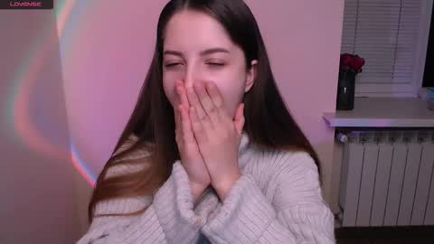 Olivia online show from 12-18-25, 01:39