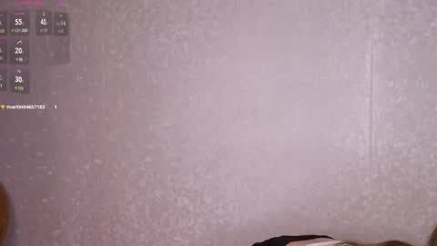 Mia online show from 04-09-26, 04:12