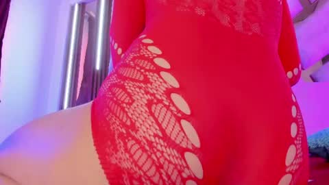 Snapshot of _paula_69 chatting on 07-17-26, 07:41 Pau online show from 07-17-26, 07:41