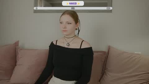 Snapshot of _penisflytrap_ chatting on 04-19-26, 10:47 Viktoria online show from 04-19-26, 10:47