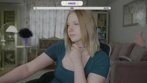 Snapshot of _penisflytrap_ chatting on 05-12-26, 06:54 Viktoria online show from 05-12-26, 06:54