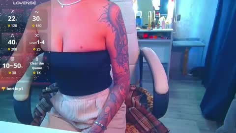 Ilona online show from 05-10-26, 07:24