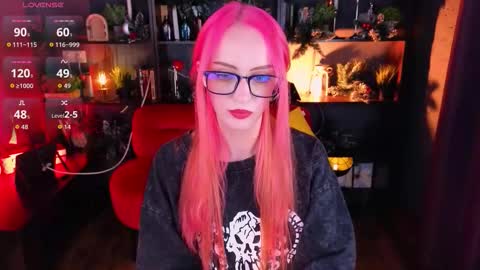 Maisie online show from 01-11-26, 09:42