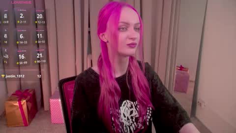 Maisie online show from 01-15-26, 10:35