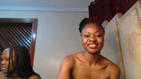 Snapshot of _pixie1 chatting on 02-06-25, 09:06 pixie online show from 02-06-25, 09:06