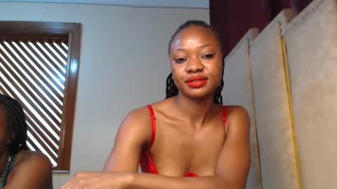 Snapshot of _pixie1 chatting on 02-08-25, 06:12 pixie online show from 02-08-25, 06:12