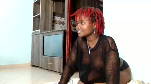 Snapshot of _prettyred chatting on 11-04-25, 06:40 _prettyred online show from 11-04-25, 06:40