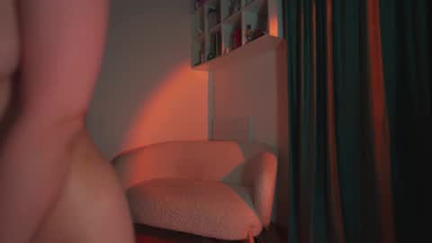 Snapshot of _protea chatting on 01-17-25, 02:39 Eva online show from 01-17-25, 02:39