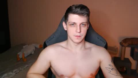 Vampire online show from 02-04-26, 12:05