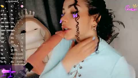Snapshot of _queen_deepthroat_ chatting on 07-17-26, 01:12 Kate evhans online show from 07-17-26, 01:12