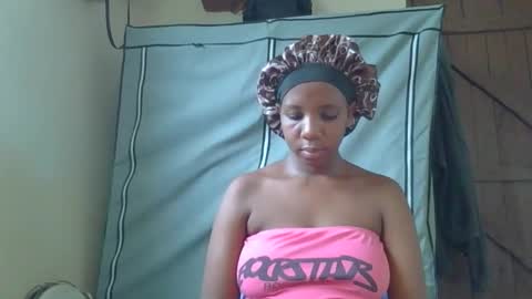 queen online show from 02-25-26, 07:18