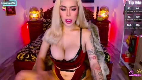 Hi my name is selinaim glad to meet everyone here  online show from 07-06-26, 05:04