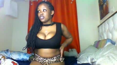 Snapshot of _quenncy98 chatting on 10-13-25, 09:59 _quenncy98 online show from 10-13-25, 09:59