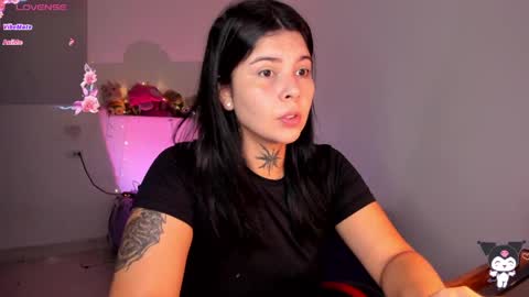 Stefany online show from 05-08-26, 02:22