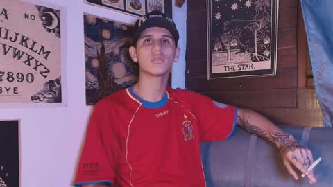 wav online show from 09-09-25, 04:01