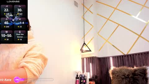 rebecca online show from 09-29-25, 03:50