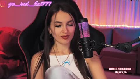 -RED HAT- online show from 06-24-26, 05:56