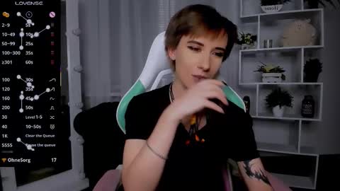 Rein online show from 11-27-25, 06:43