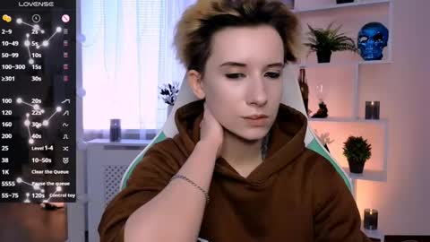 Rein online show from 05-15-26, 02:24