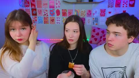 LISSAPVT IS OPEN online show from 02-16-25, 11:38