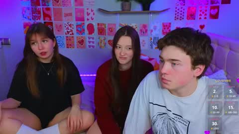 LISSAPVT IS OPEN online show from 02-16-25, 05:59