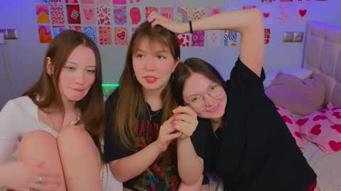 LISSAPVT IS OPEN online show from 02-21-25, 09:32