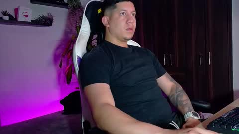 Roberto online show from 12-17-25, 10:54