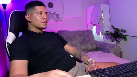 Roberto online show from 05-16-26, 06:43